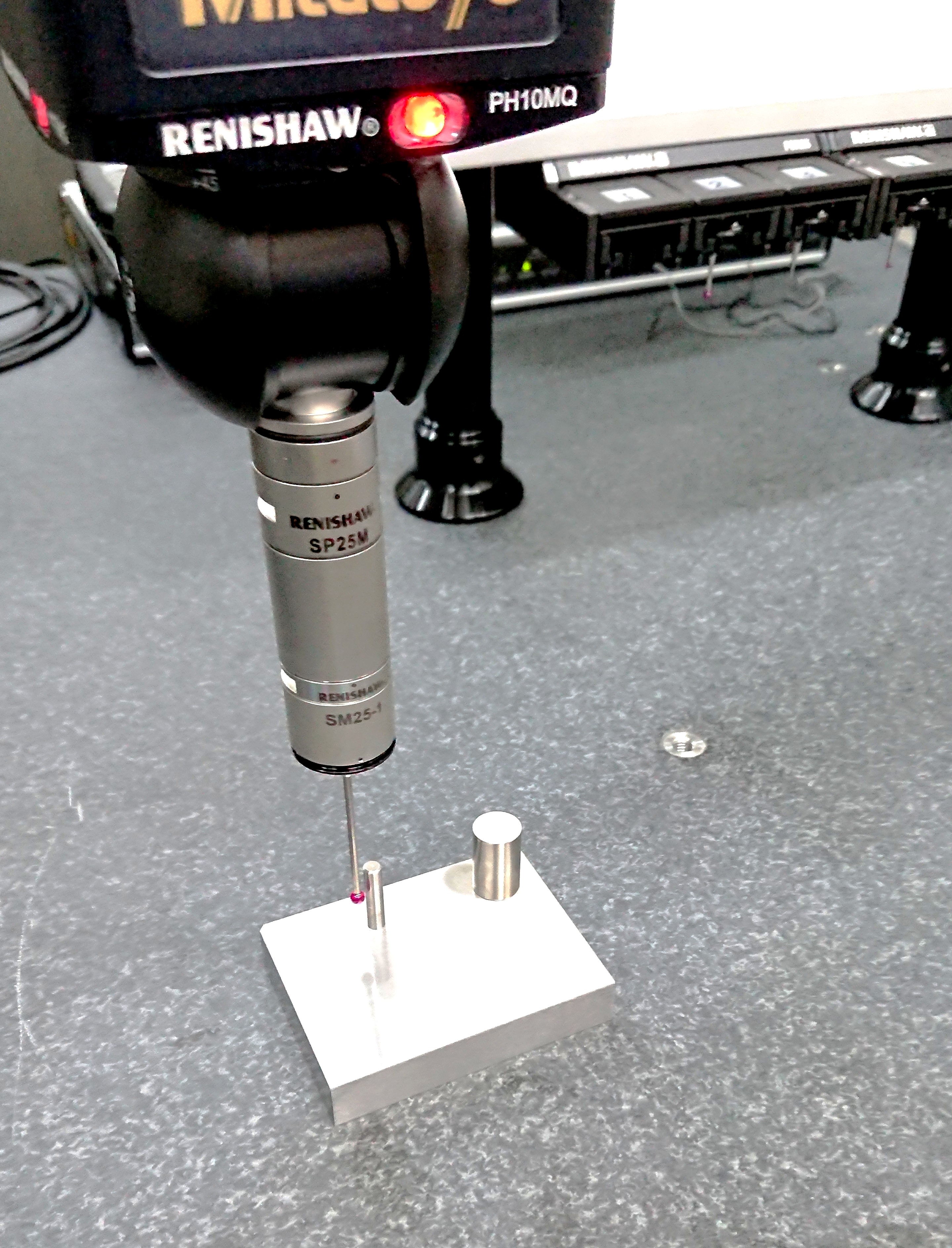達鴻精工塑膠射出成型模具_Dahorn Plastic Injection Mold Moulding _CNC coordinate measuring machine